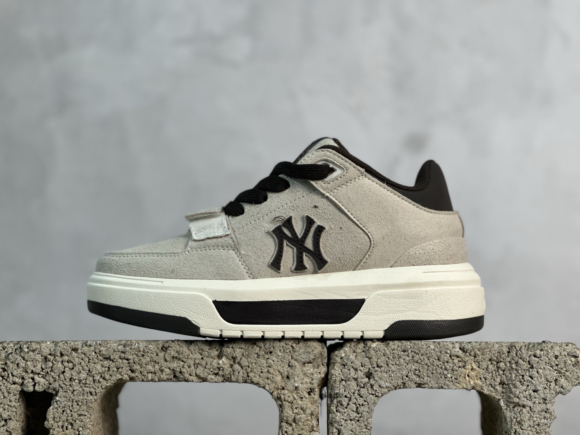 MLB 紐約洋基隊 增高厚底休閒跑鞋