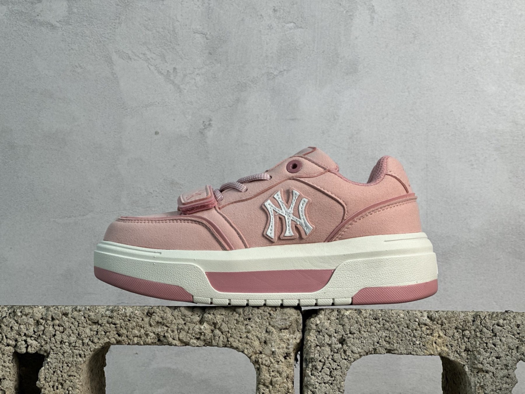 MLB 紐約洋基隊 增高厚底休閒跑鞋