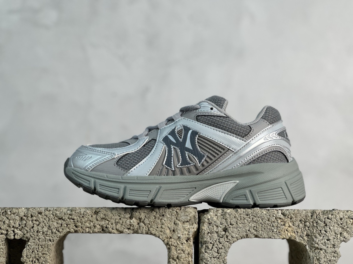 MLB 紐約洋基隊魔術貼輕量增高厚底休閒運動鞋