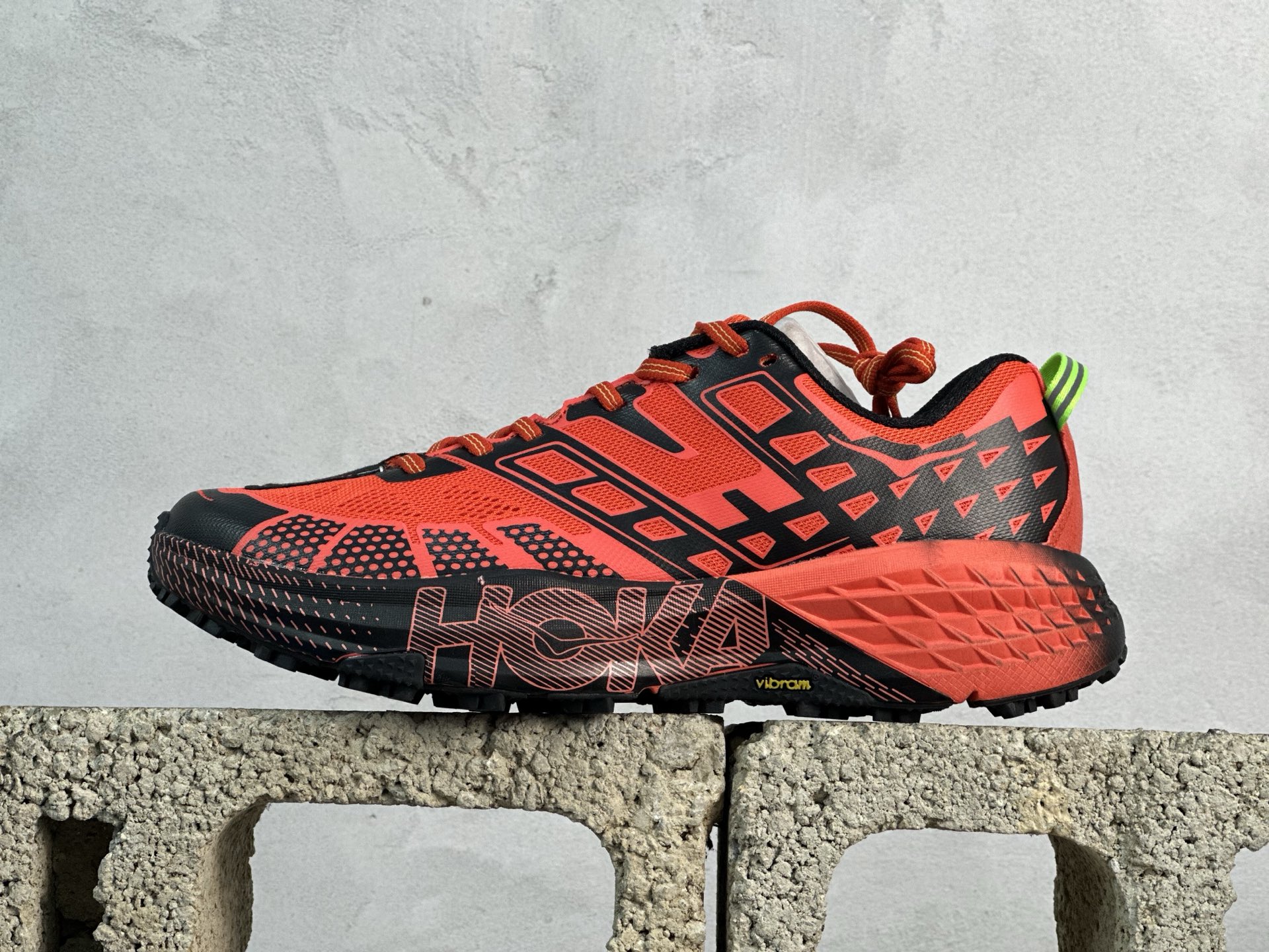 HOKA ONE ONE SPEEDGOAT 2 舒適百搭低筒 越野跑步鞋