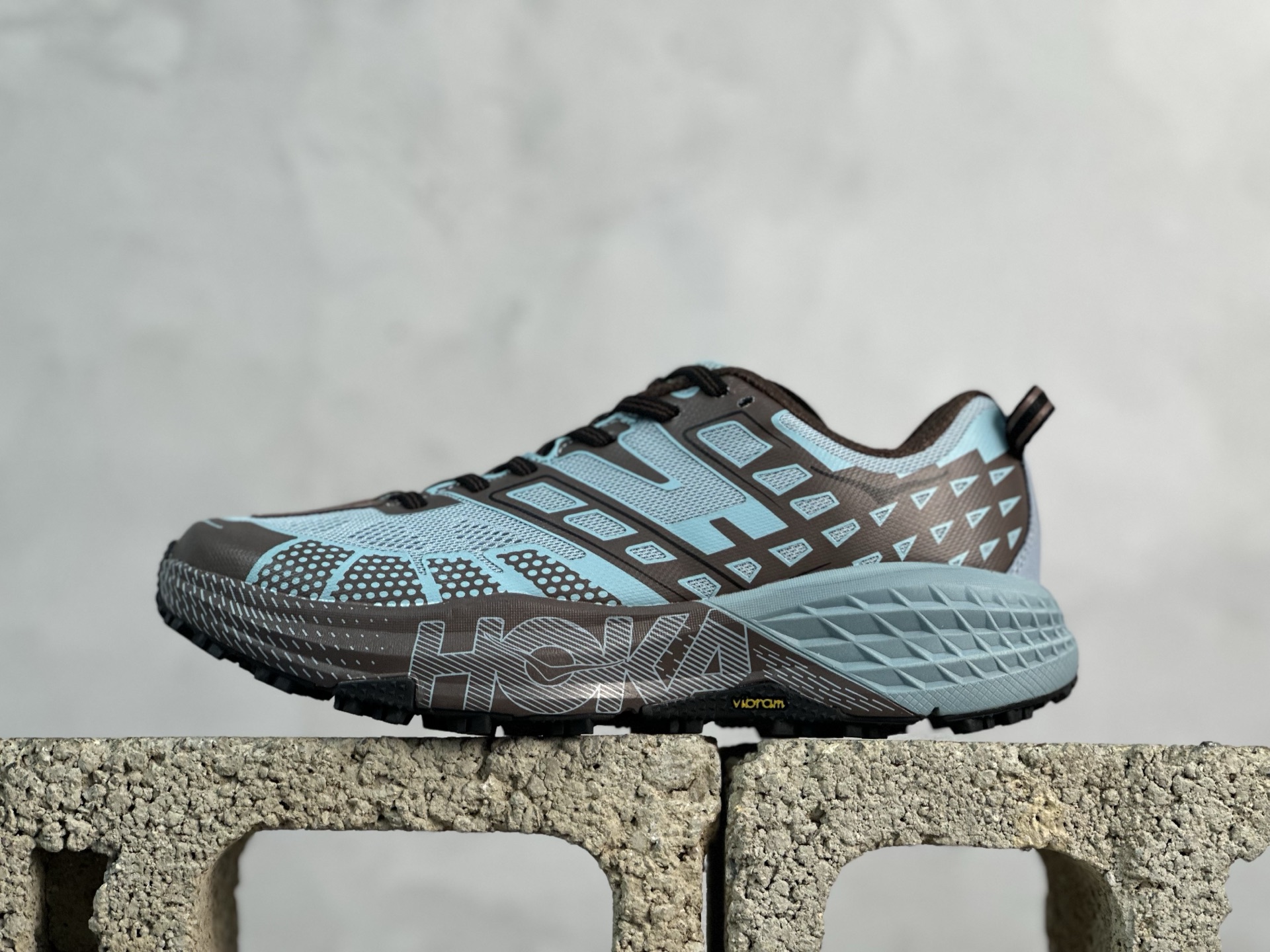  HOKA ONE ONE SPEEDGOAT 2 舒適百搭低筒 越野跑步鞋