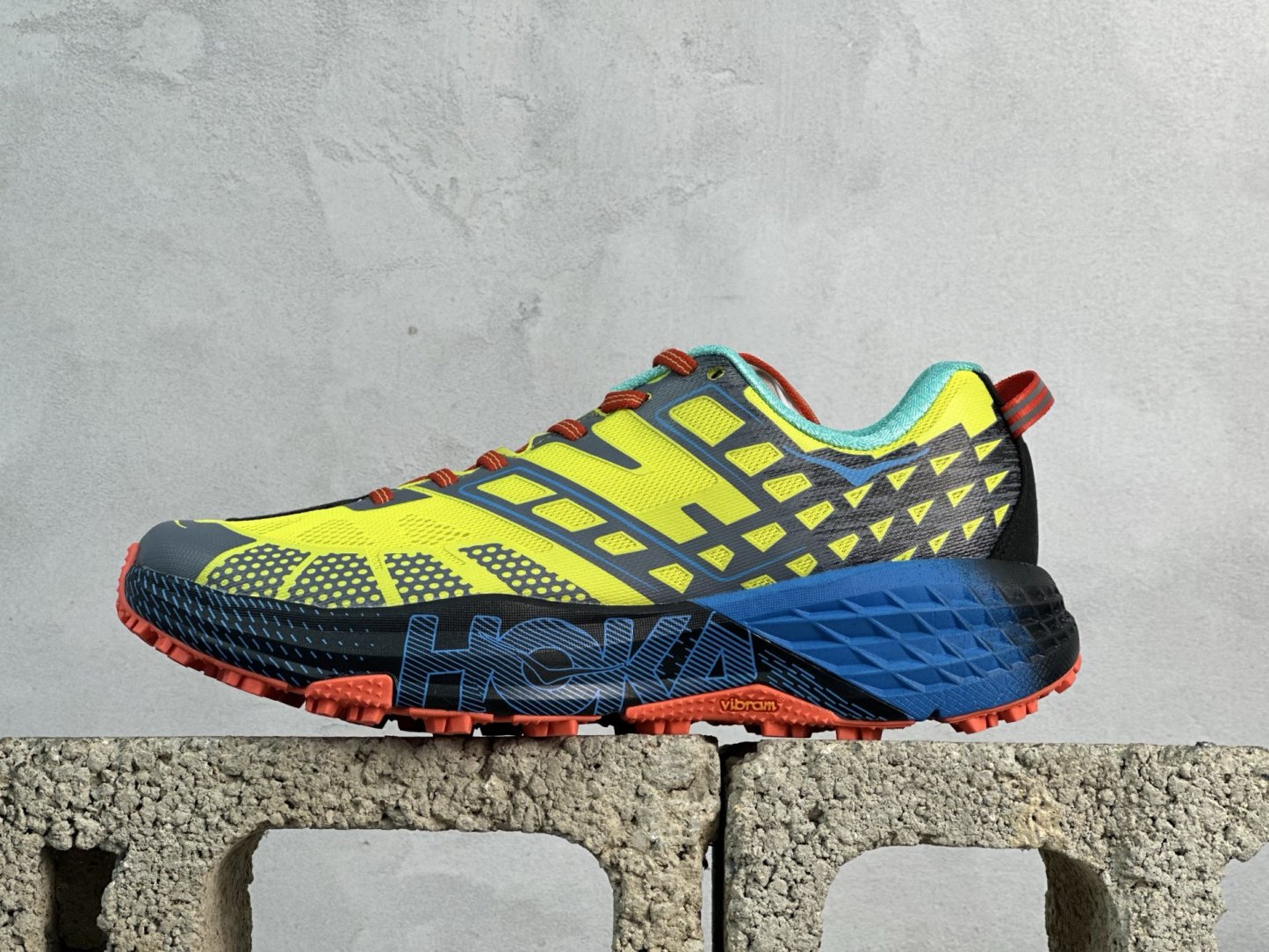 HOKA ONE ONE SPEEDGOAT 2 舒適百搭低筒 越野跑步鞋