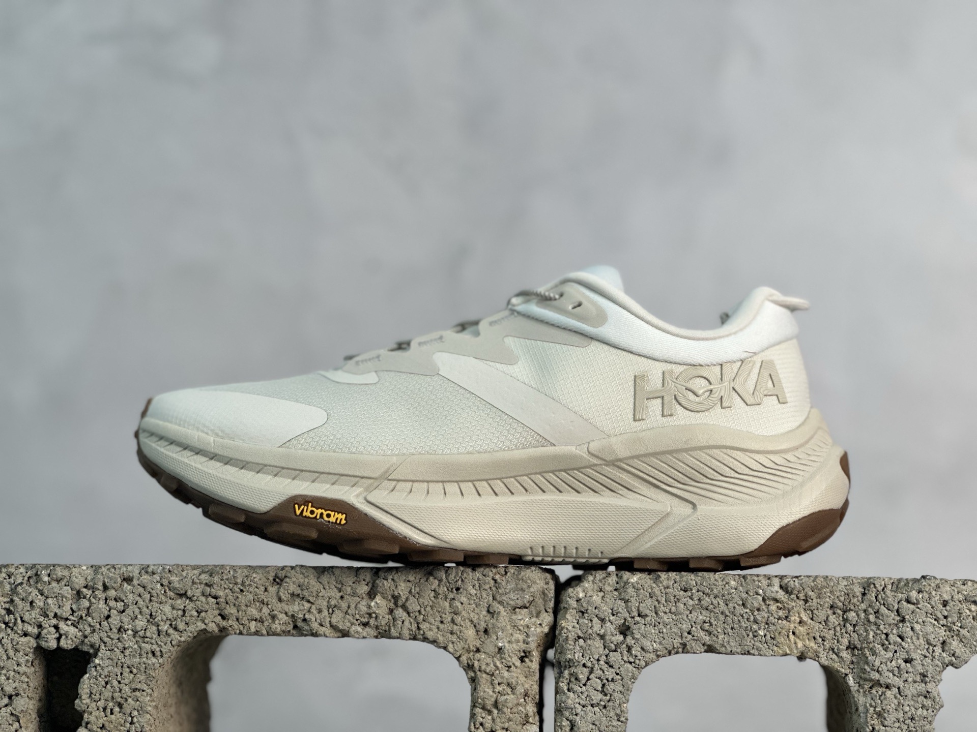 Hoka M Transport GTX 專業性能減震公路跑步鞋