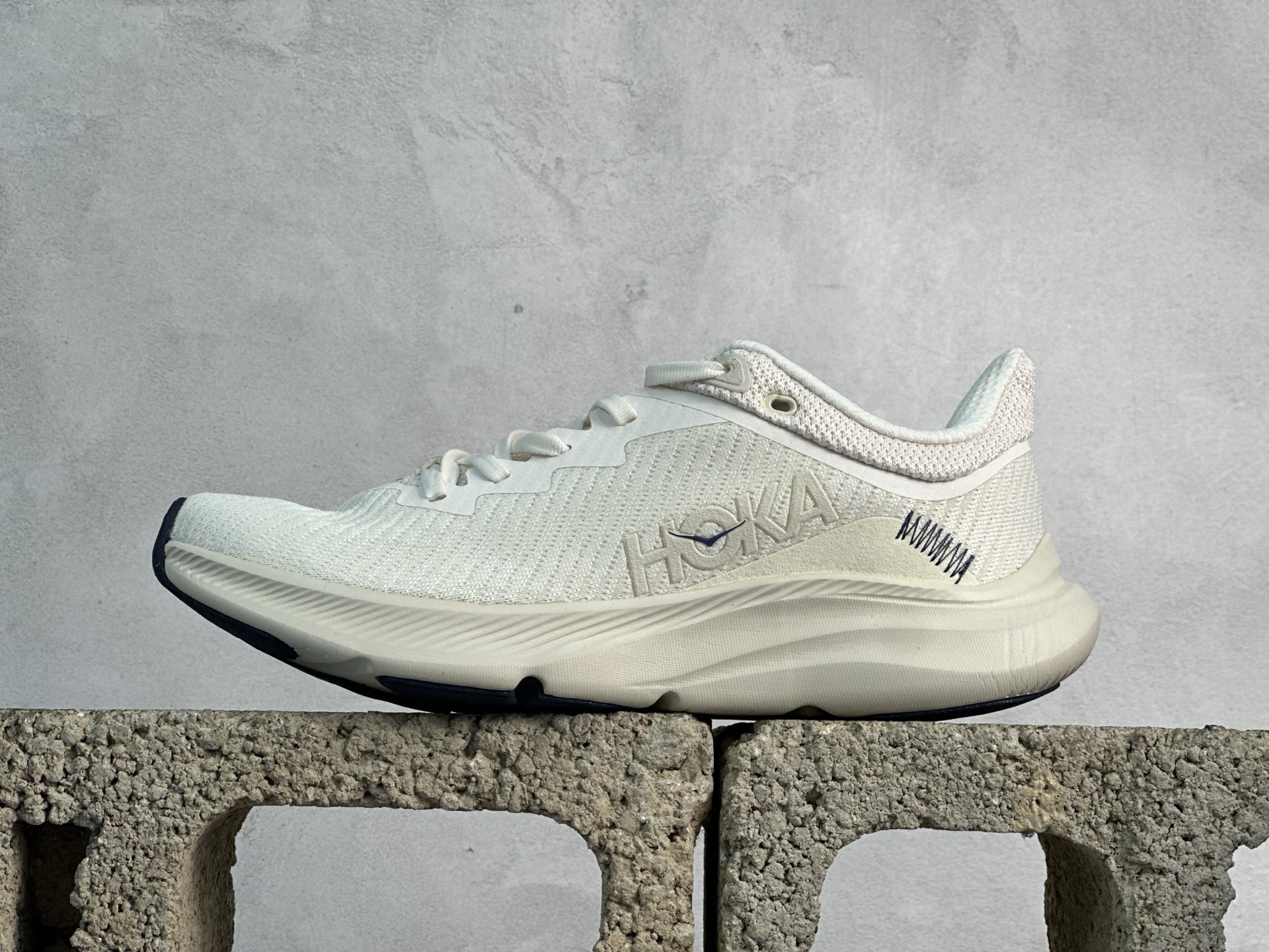 HOKA ONE ONE Solimar 运动舒适织物合成革减震防滑耐磨低帮休闲跑步鞋