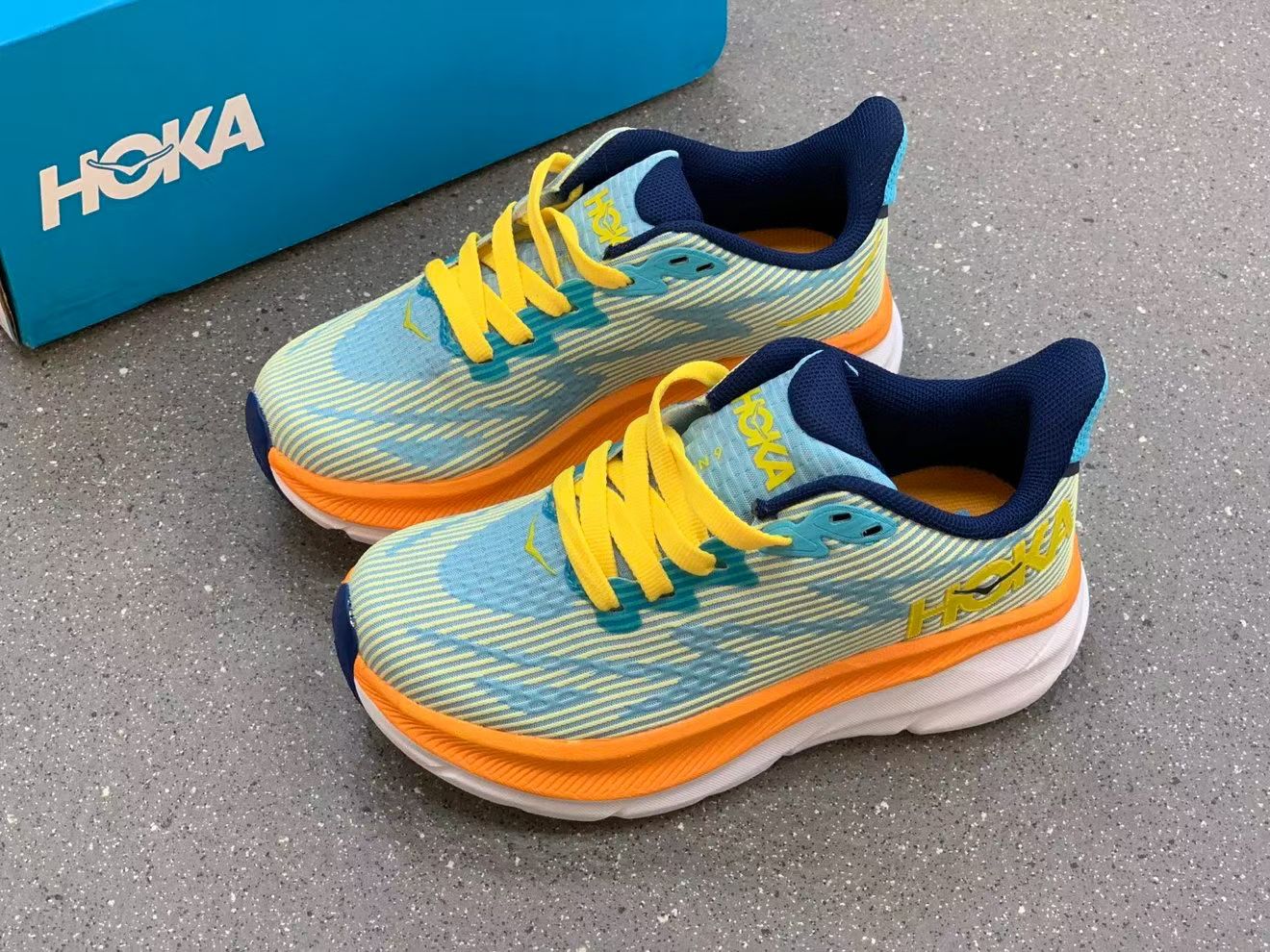 Hoka克9
