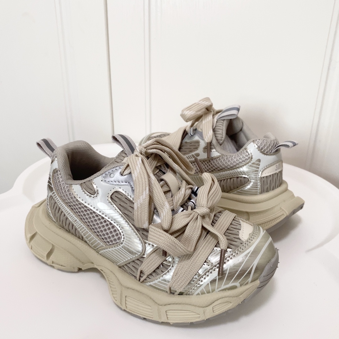 BALENCIAGA九代3XL雙鞋帶休閒復古風運動鞋