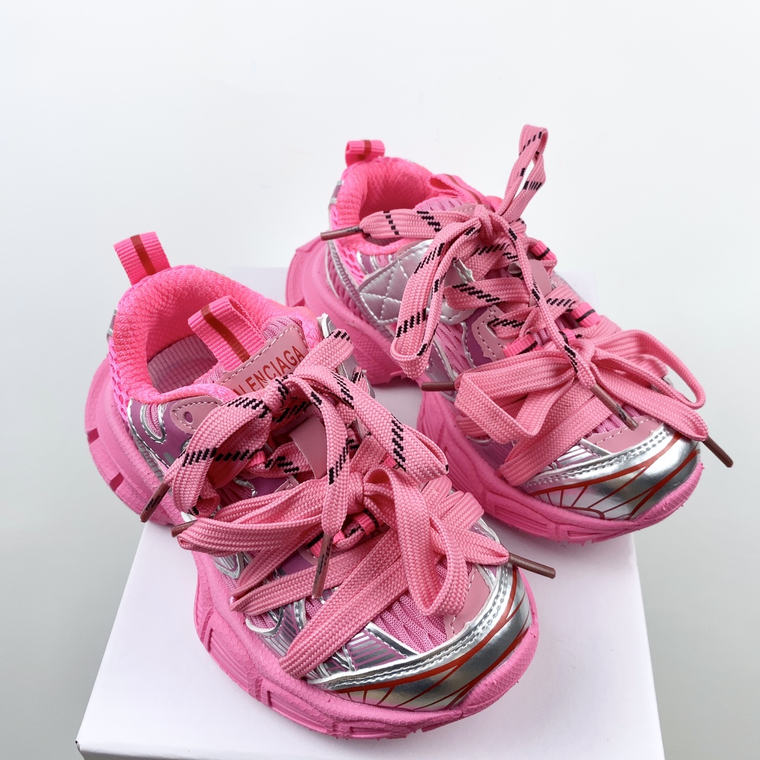 BALENCIAGA九代3XL雙鞋帶休閒復古風運動鞋