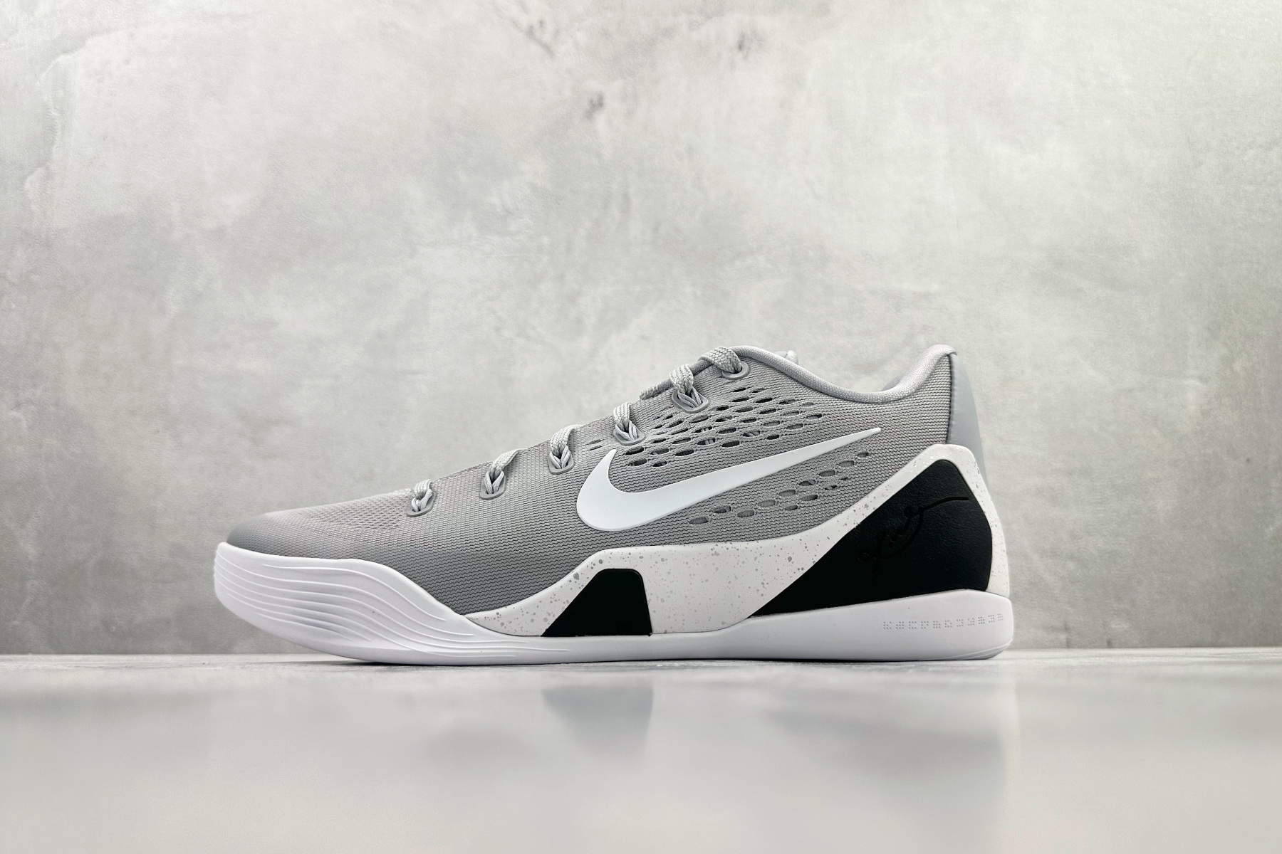Nike Kobe 9 Elite Low Protro