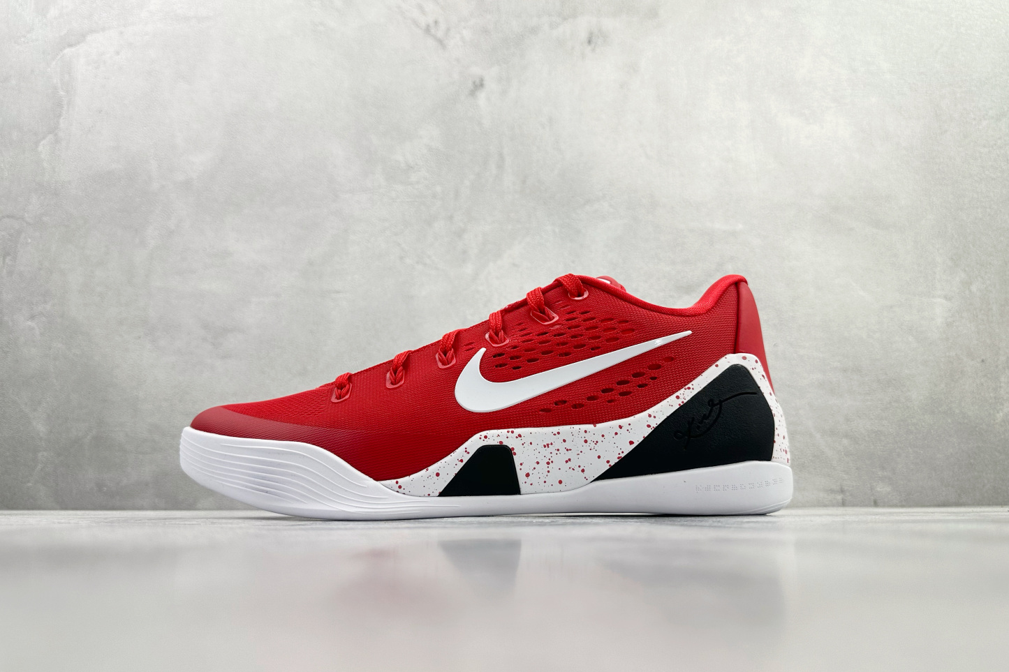 Nike Kobe 9 Elite Low Protro灰白色
