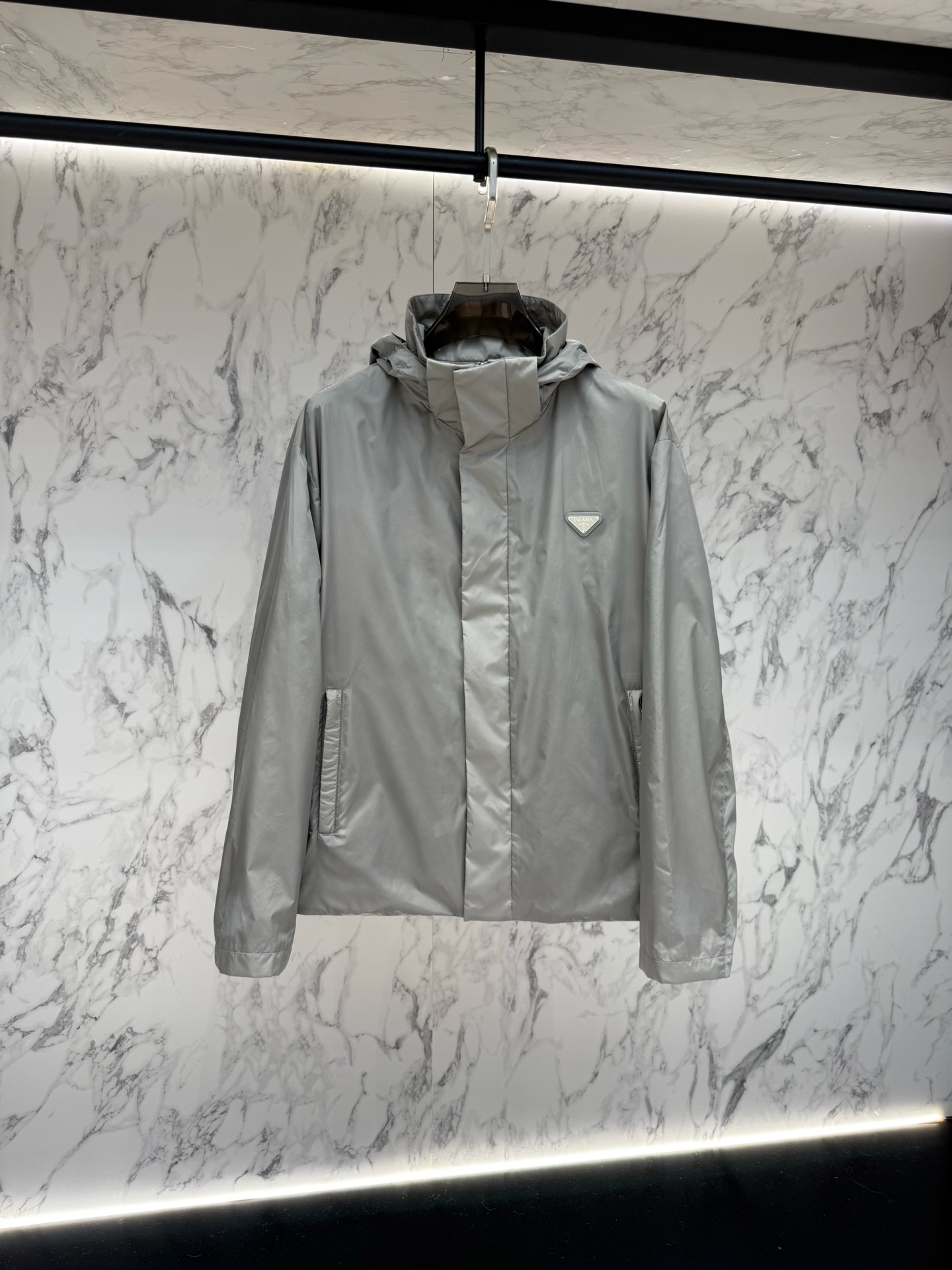 PRADA 春款2026最新款時尚設計師款夾克外套.