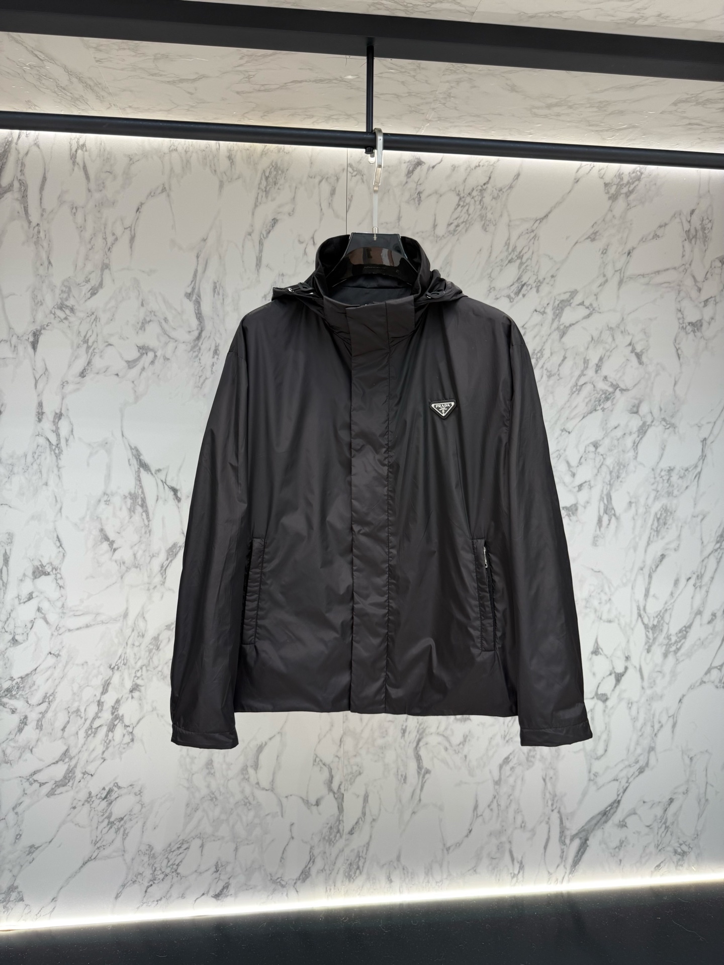 PRADA 春款2026最新款時尚設計師款夾克外套.