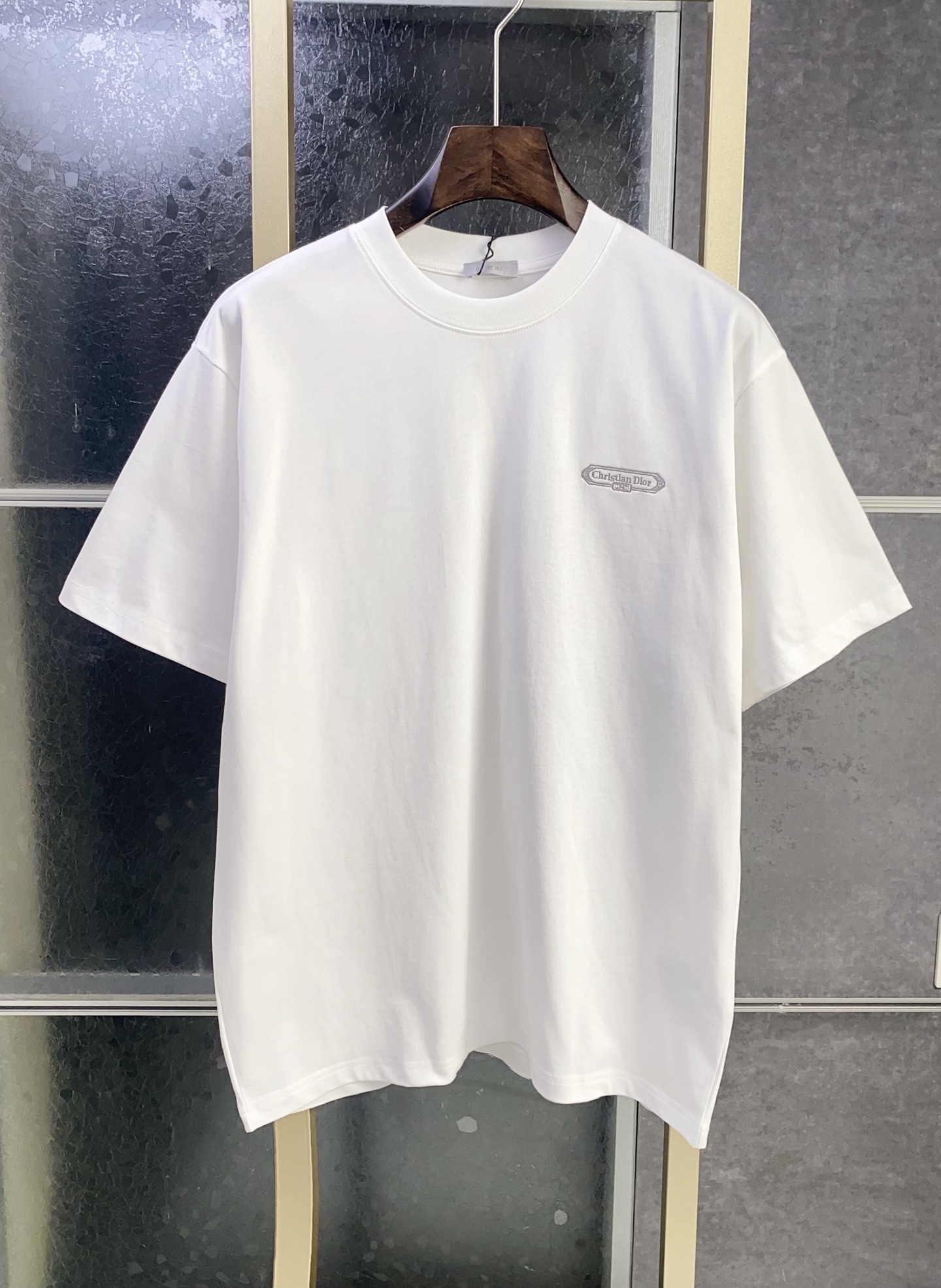 Dior/迪奧 刺繡字母條形徽標圓領短袖T恤