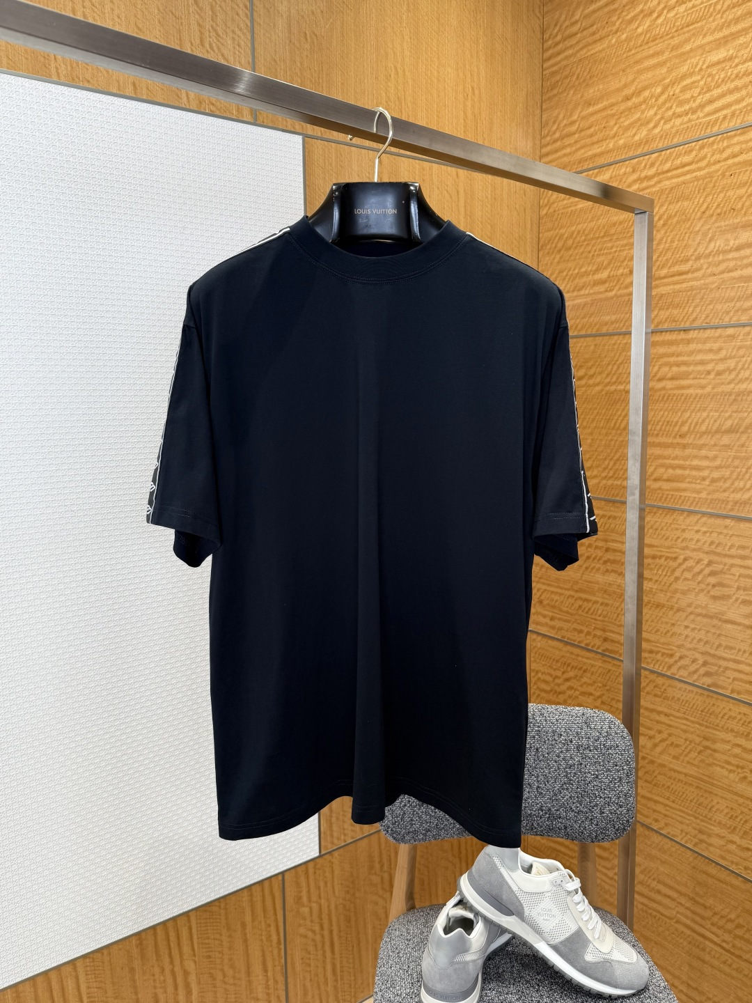 BALENCIAGA巴黎世家側邊織帶圓領T恤