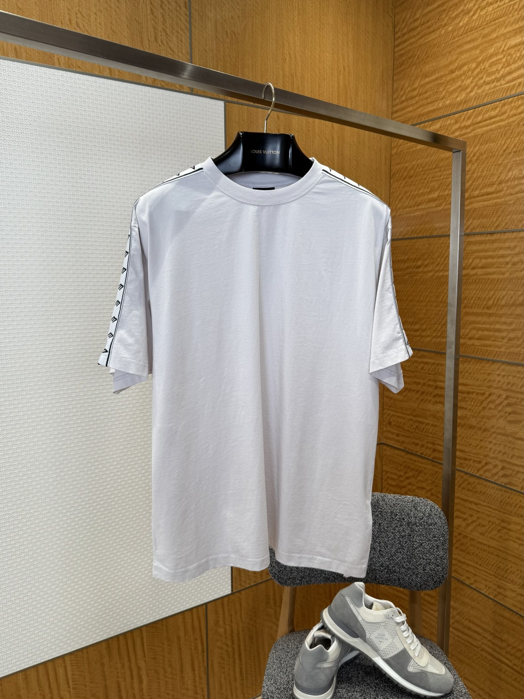 BALENCIAGA巴黎世家側邊織帶圓領T恤