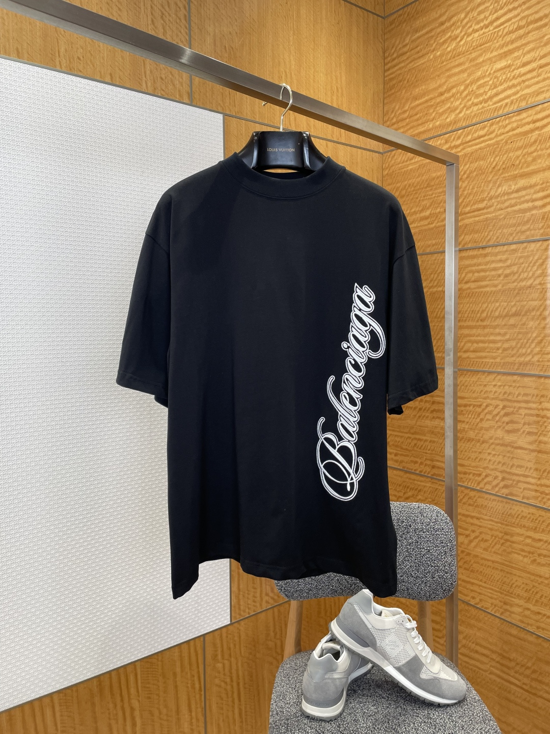 BALENCIAGA巴黎世家花體字母刺繡短袖T恤