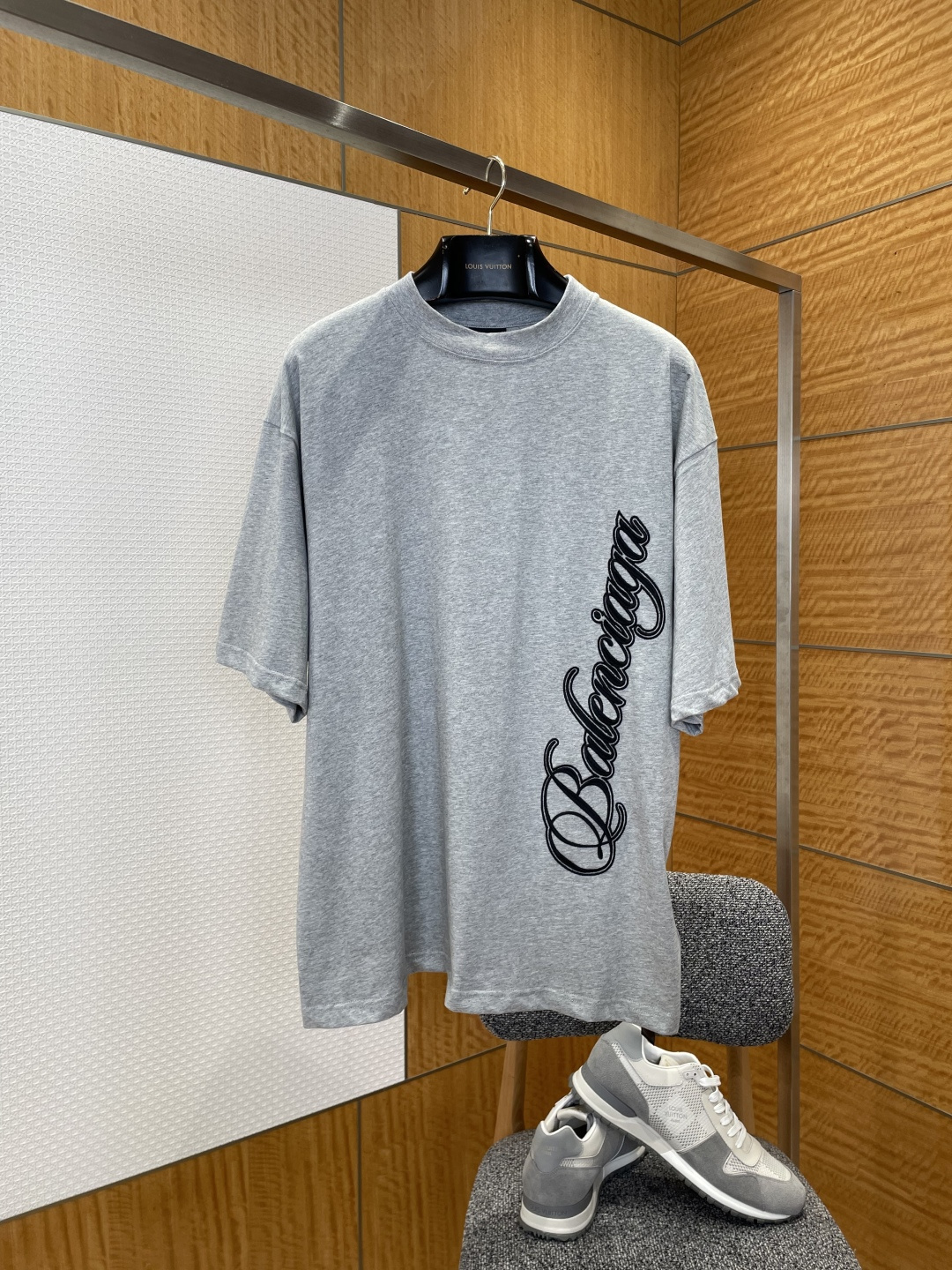 BALENCIAGA巴黎世家花體字母刺繡短袖T恤