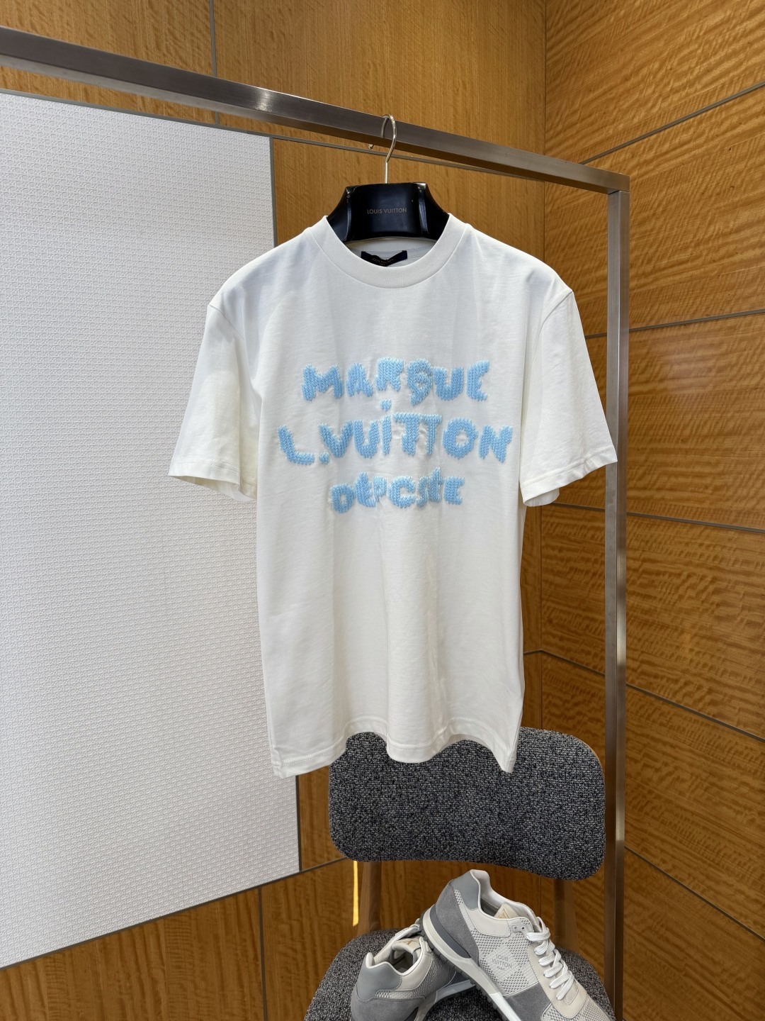 LOUIS VUITTON路易威登字母植絨花卉短袖T恤