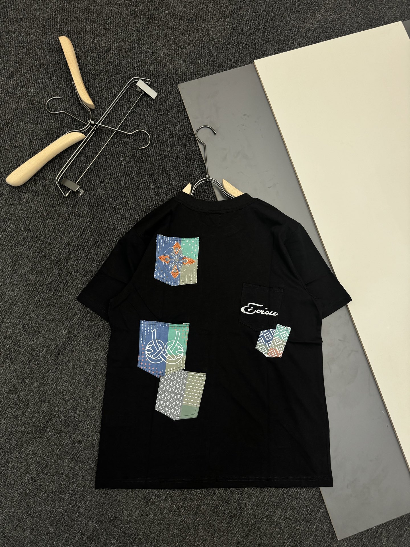 EVISU福神 男士商標刺繡多口袋短袖T恤