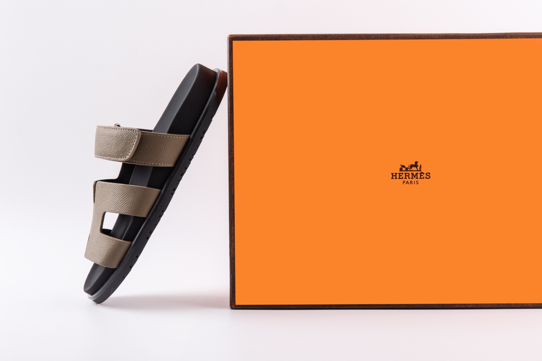 Hermes愛馬仕lzmir 二舅拖鞋H拖 棕色摔紋