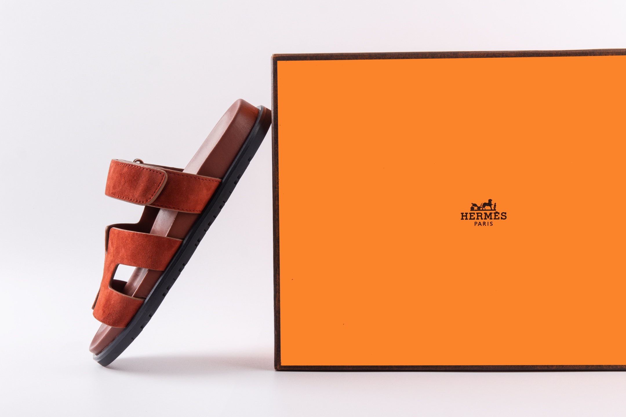 Hermes愛馬仕lzmir 二舅拖鞋H拖 橘紅絨