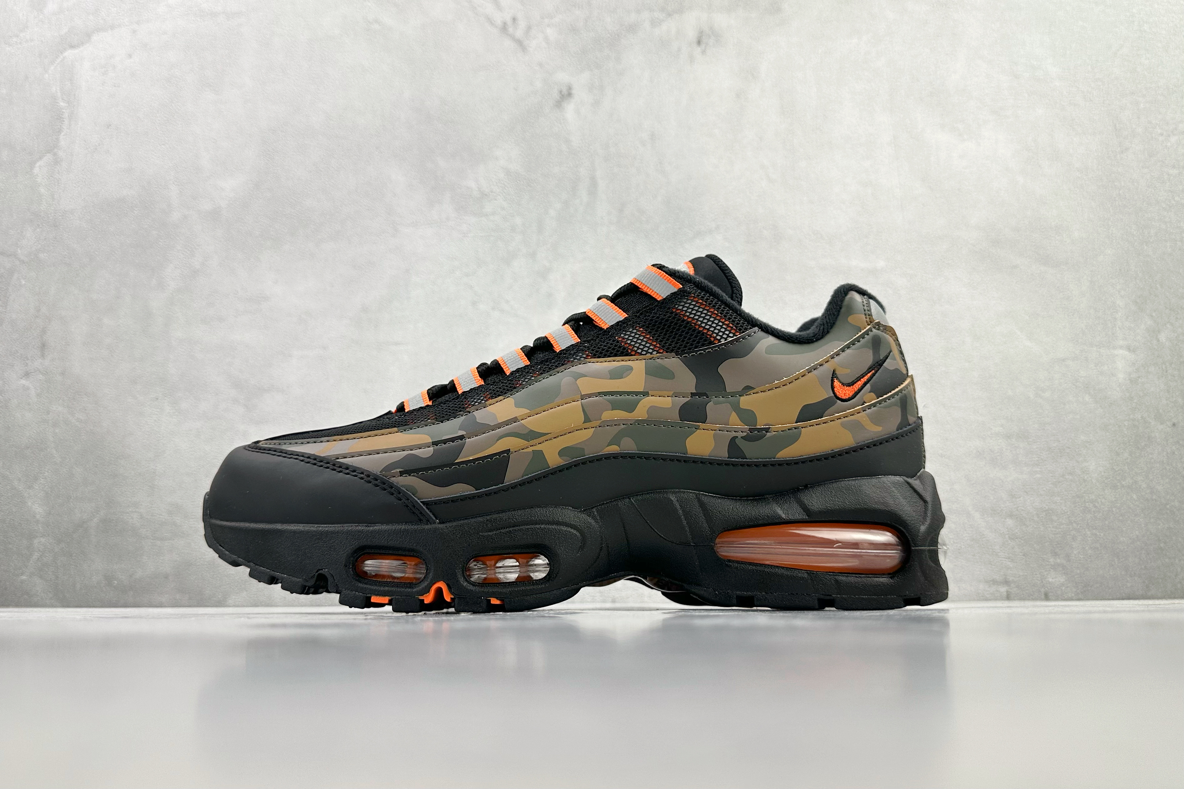 Air Max95黑褐色  货号:HQ1973-001