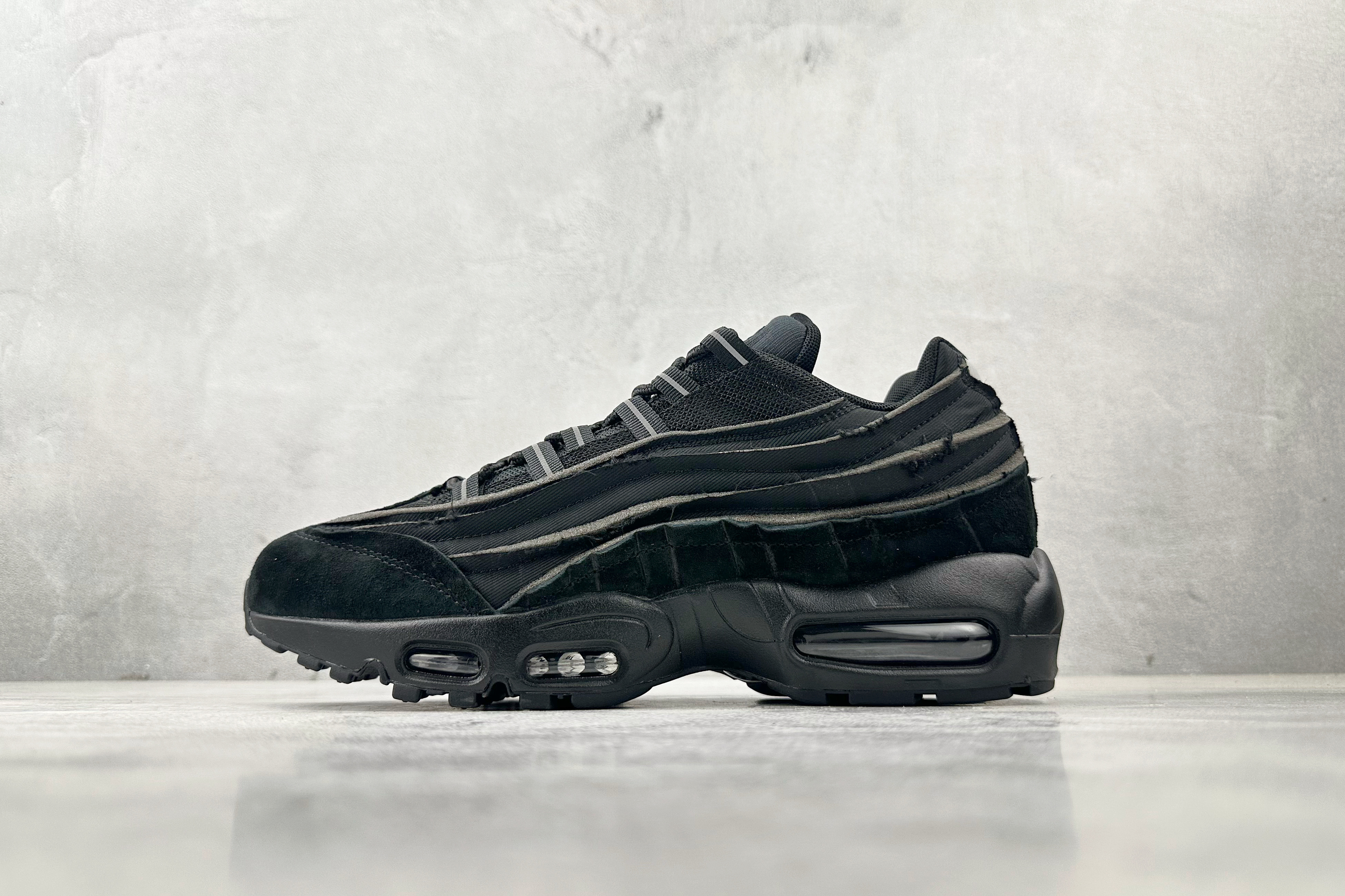 COMME DES GARCONS SHIRT x Nike Air Max 95黑武士 货号:CU8406-001