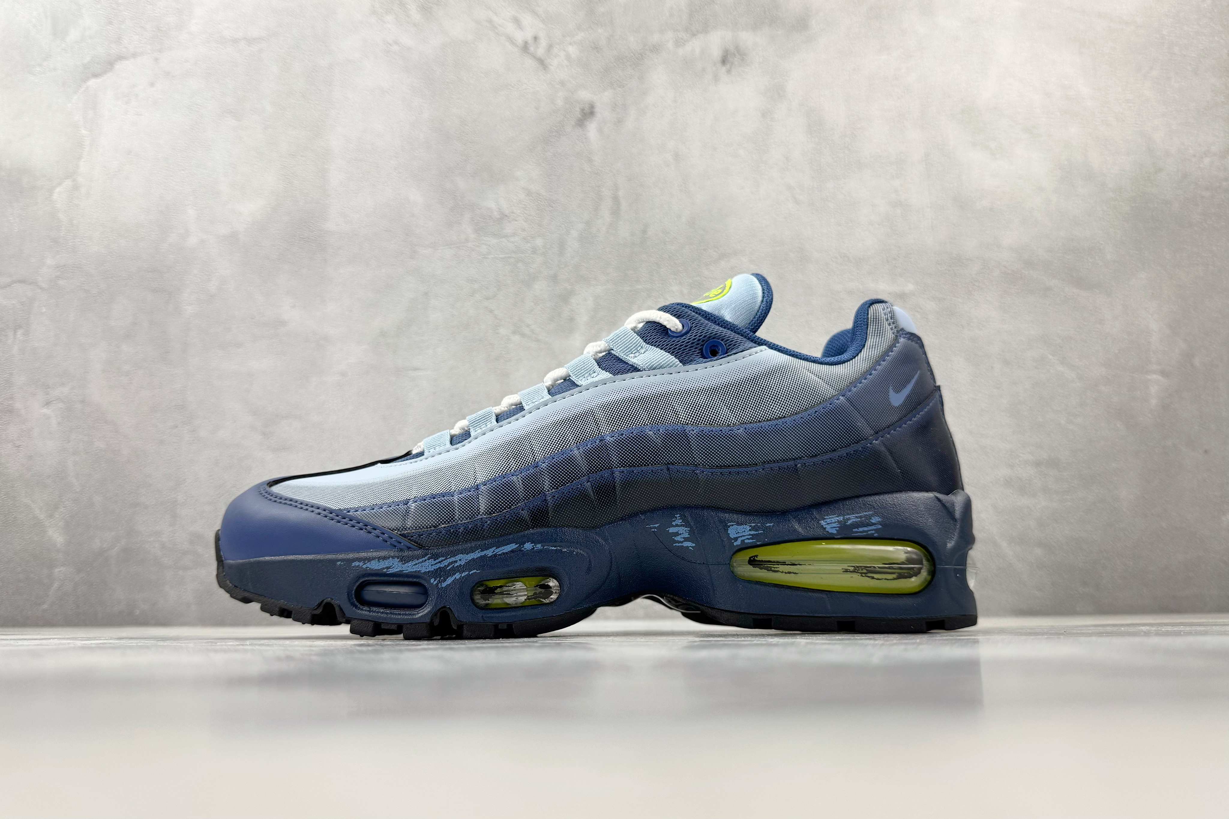 Yu-Gi-Oh!x Nike Air Muscle 95游戏王联名超感蓝