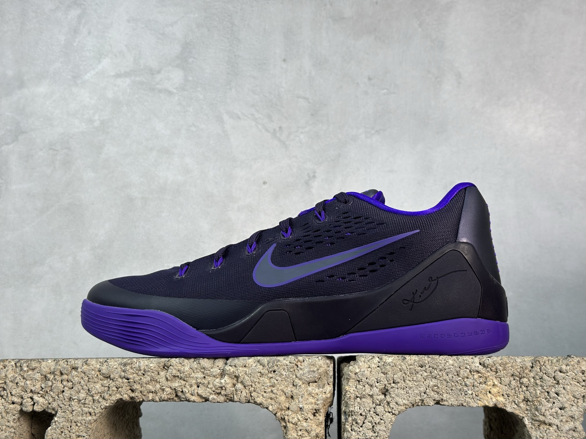 kobe9  黑紫