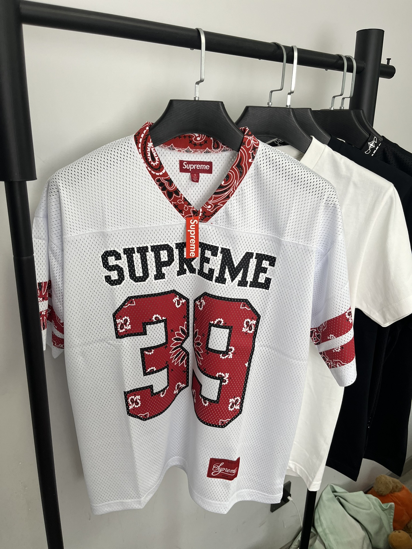Supreme SS25 WEEK14 Bandana Football Jersey logo印花图案网眼美式潮流足球衣   