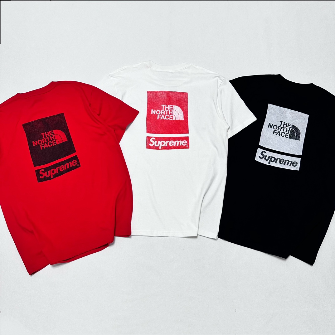 SUPREME X TNF 北面联名款SS24 S/S TOP 背后LOGO做旧印花T恤 黑白红