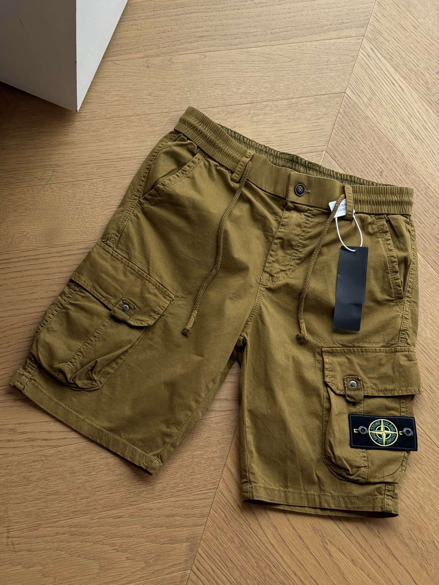 Stone Island石头岛 立体工装短裤 