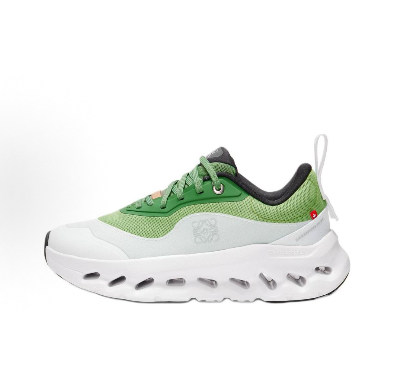 ON X LOEWE(昂跑聯名羅意威）系列