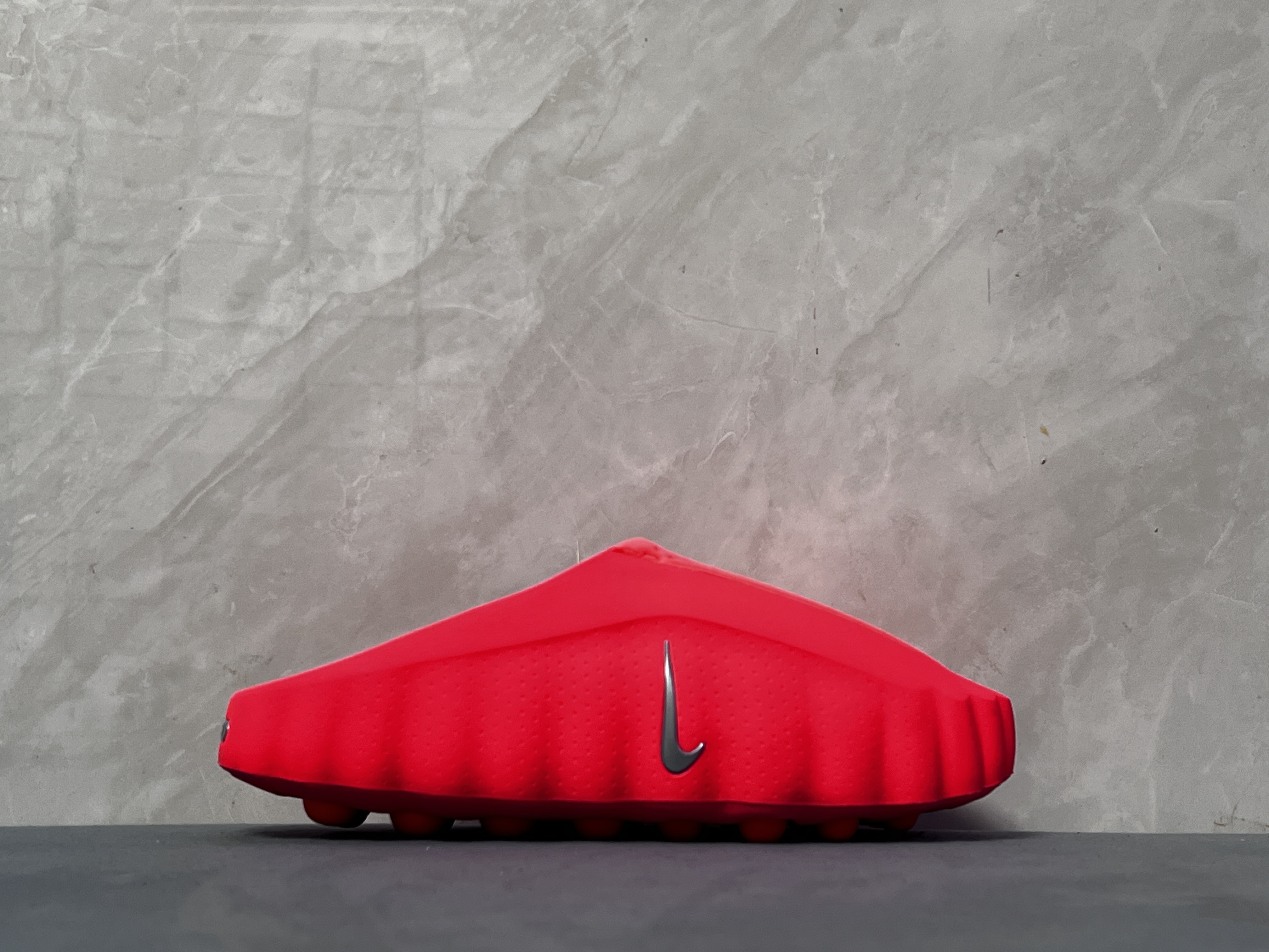 NIKE Mind 001 紅色