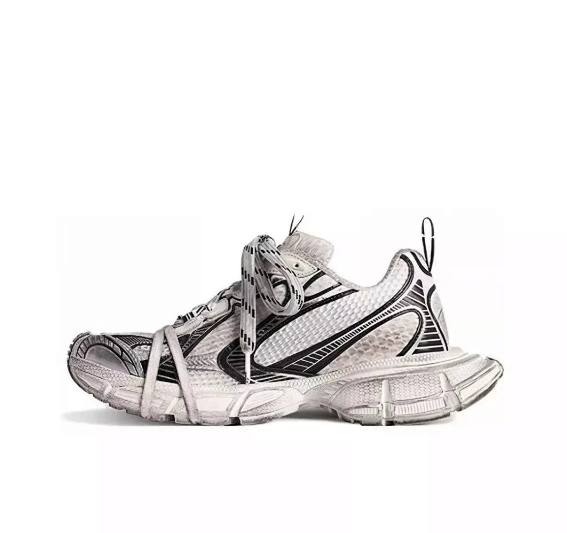 巴黎世家 3XL 系列