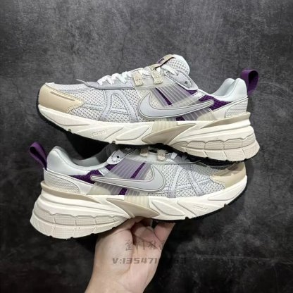 NIKE V2K Run 系列