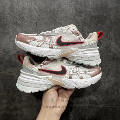 NIKE V2K Run 系列