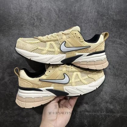 NIKE V2K Run 系列