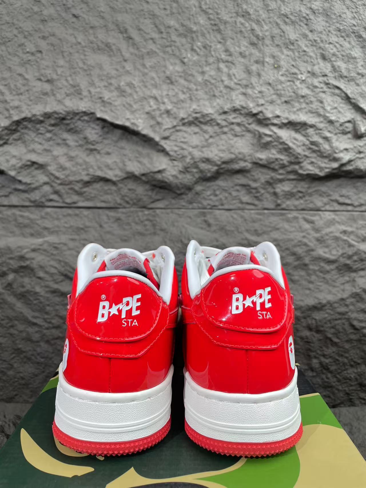 bape 紅色