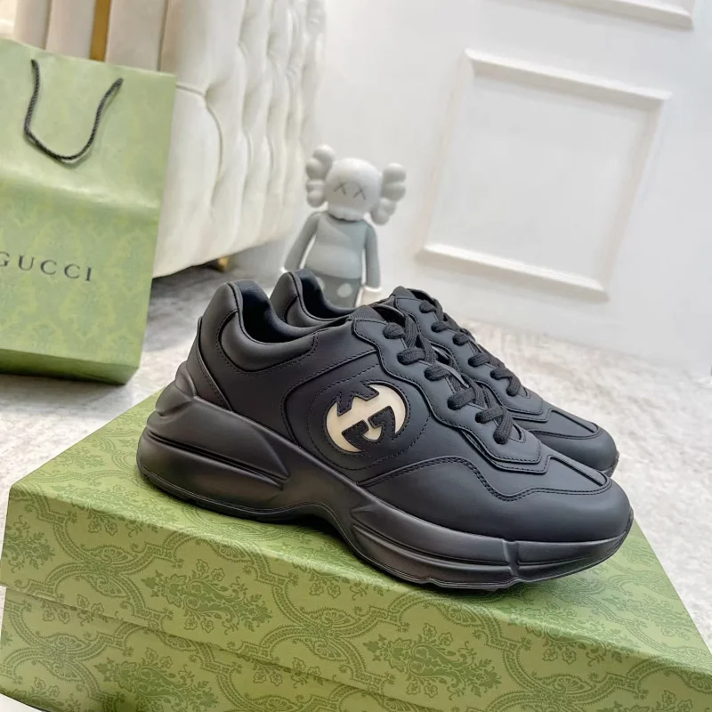 gucci 老爹鞋 系列