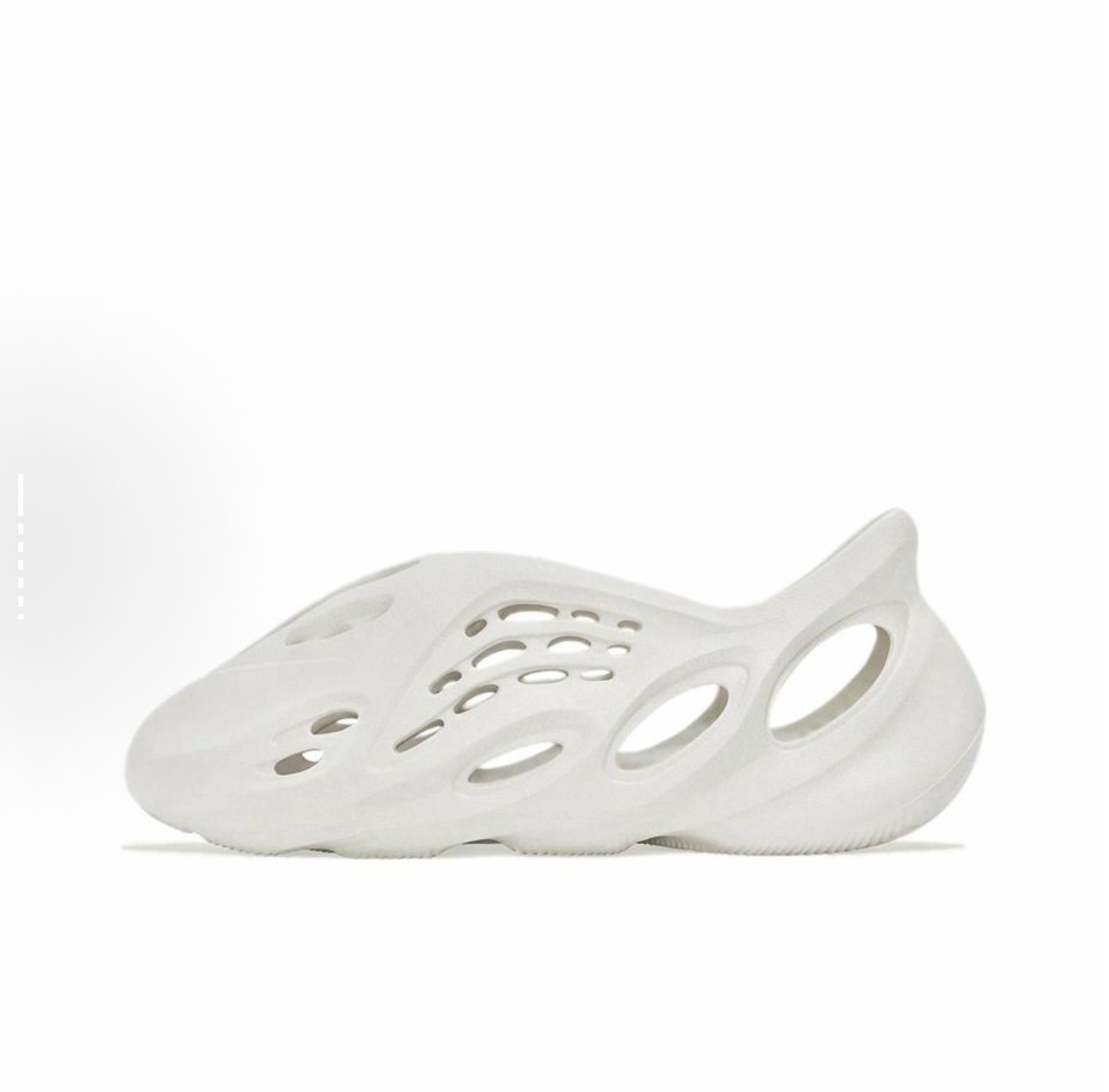 adidas originals Yeezy Foam Runner 系列