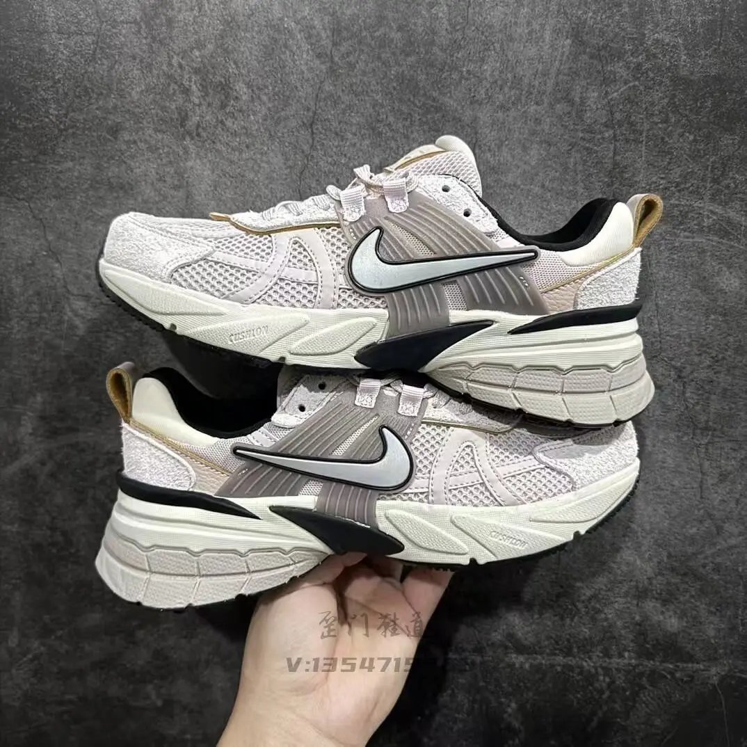 NIKE V2K Run 系列