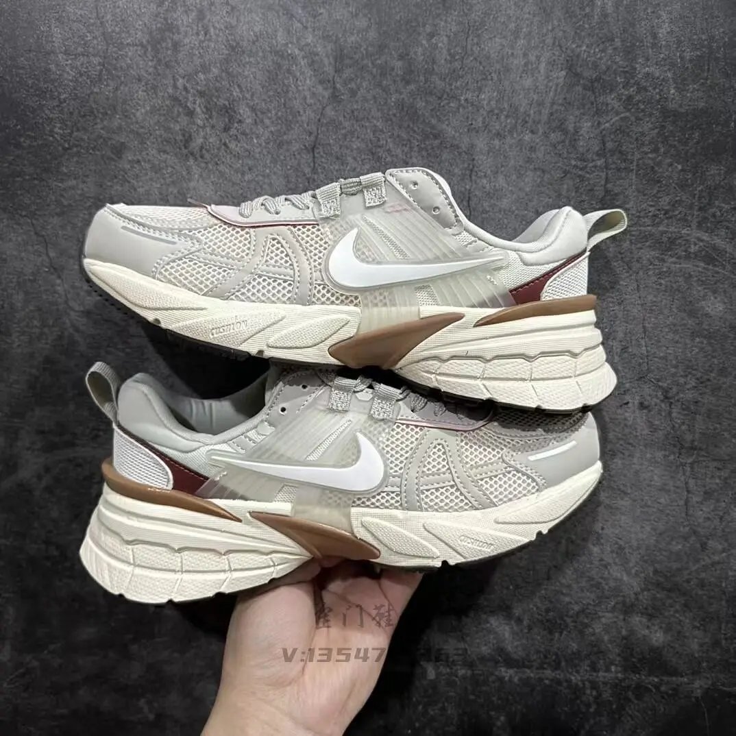 NIKE V2K Run 系列