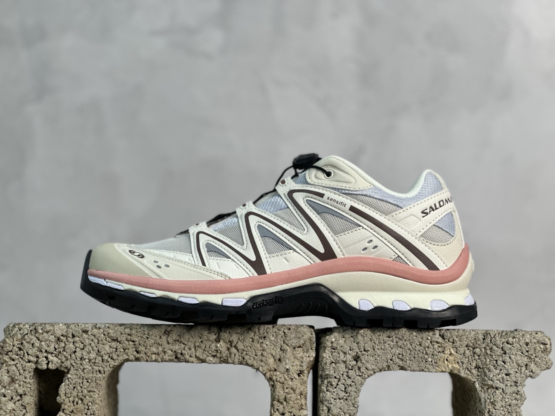 SALOMON薩洛蒙 XT-Quest 系列