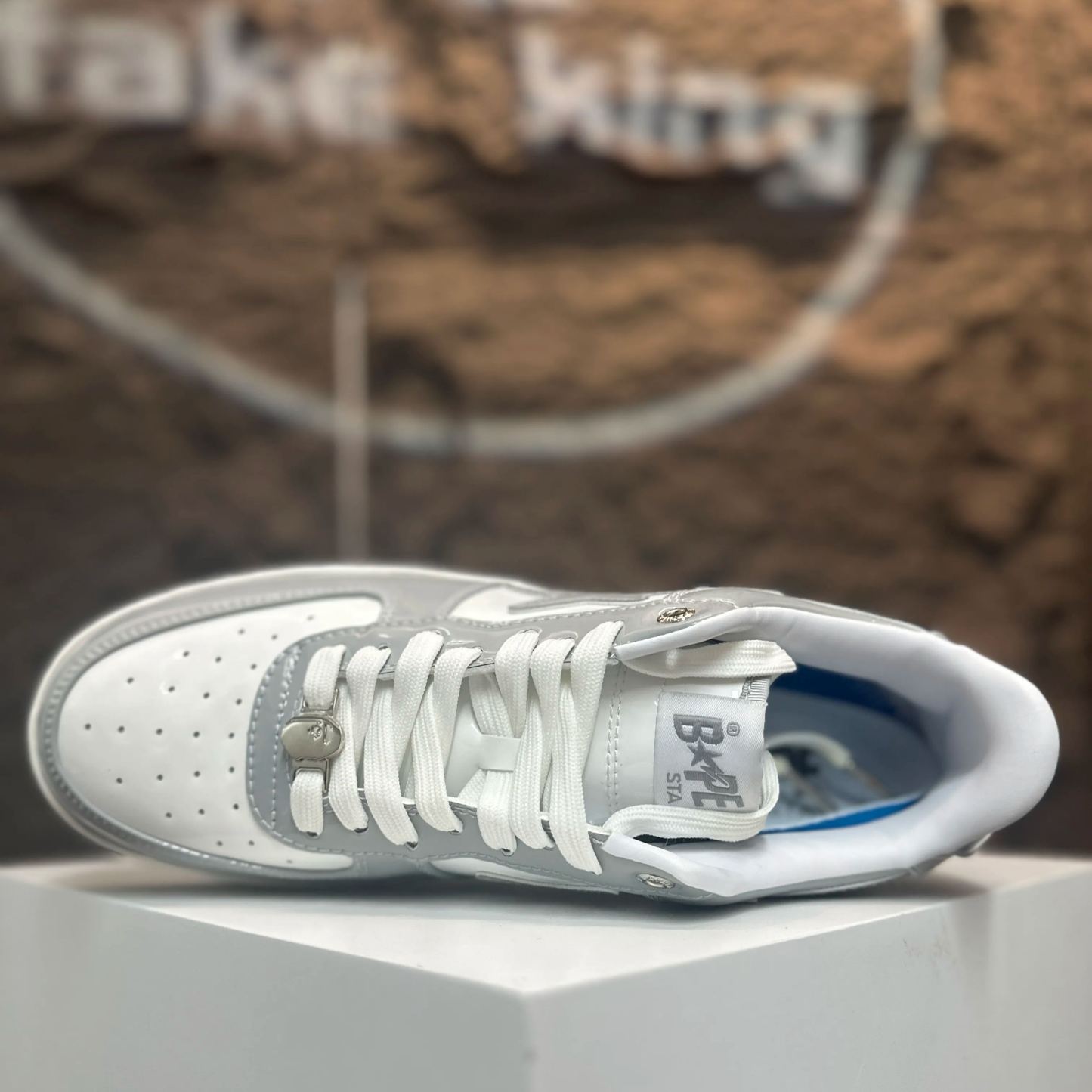 bape白灰