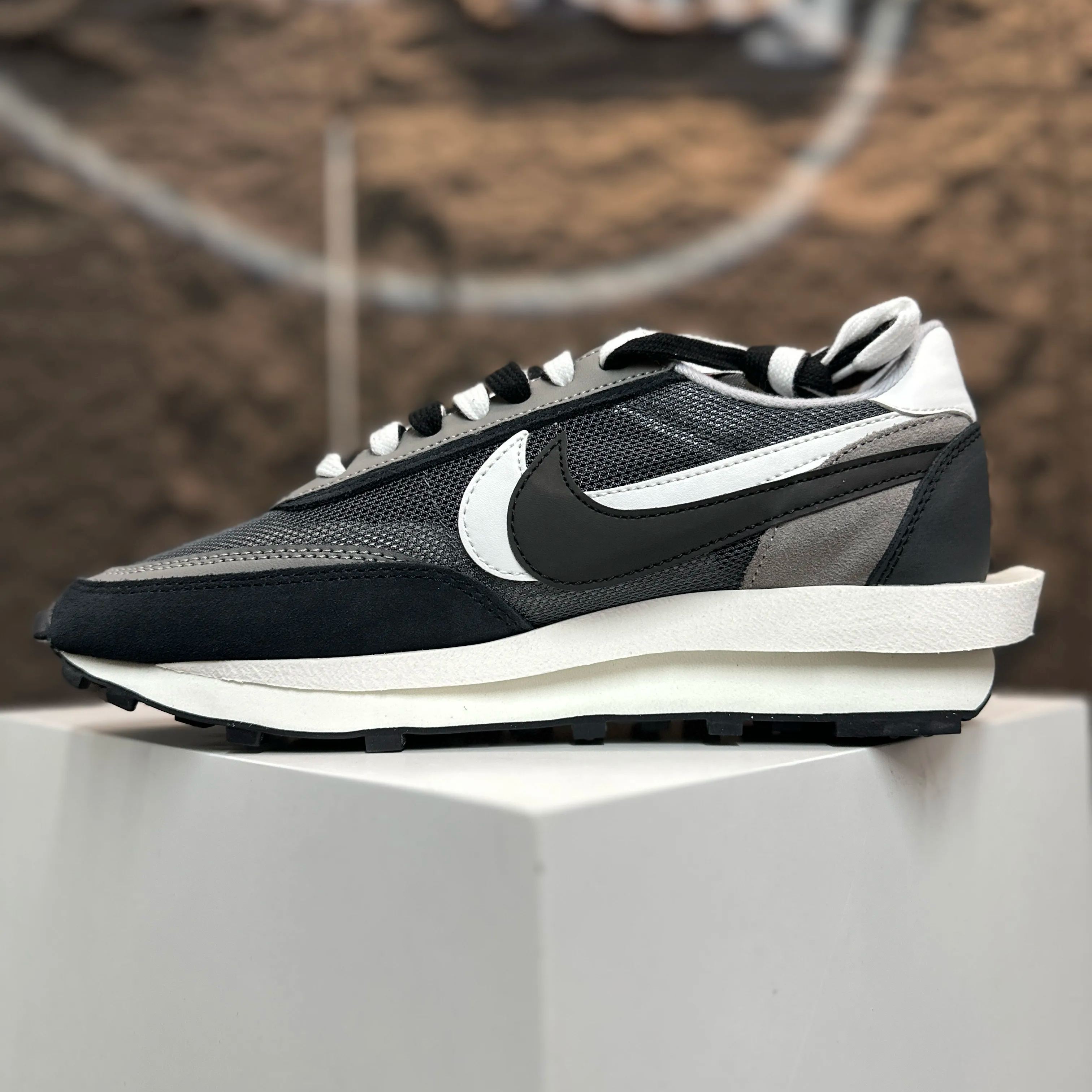 SacaixNike Waffe