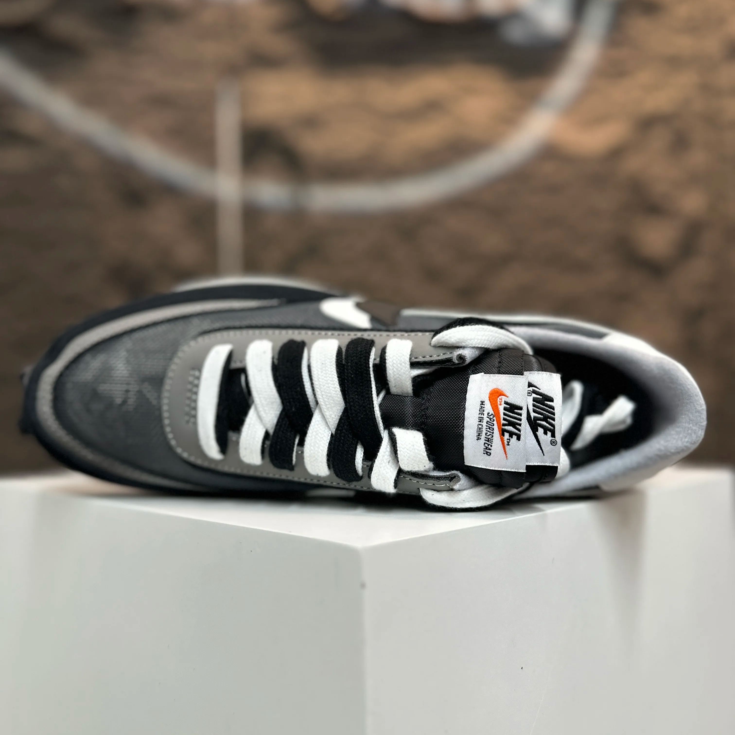 SacaixNike Waffe