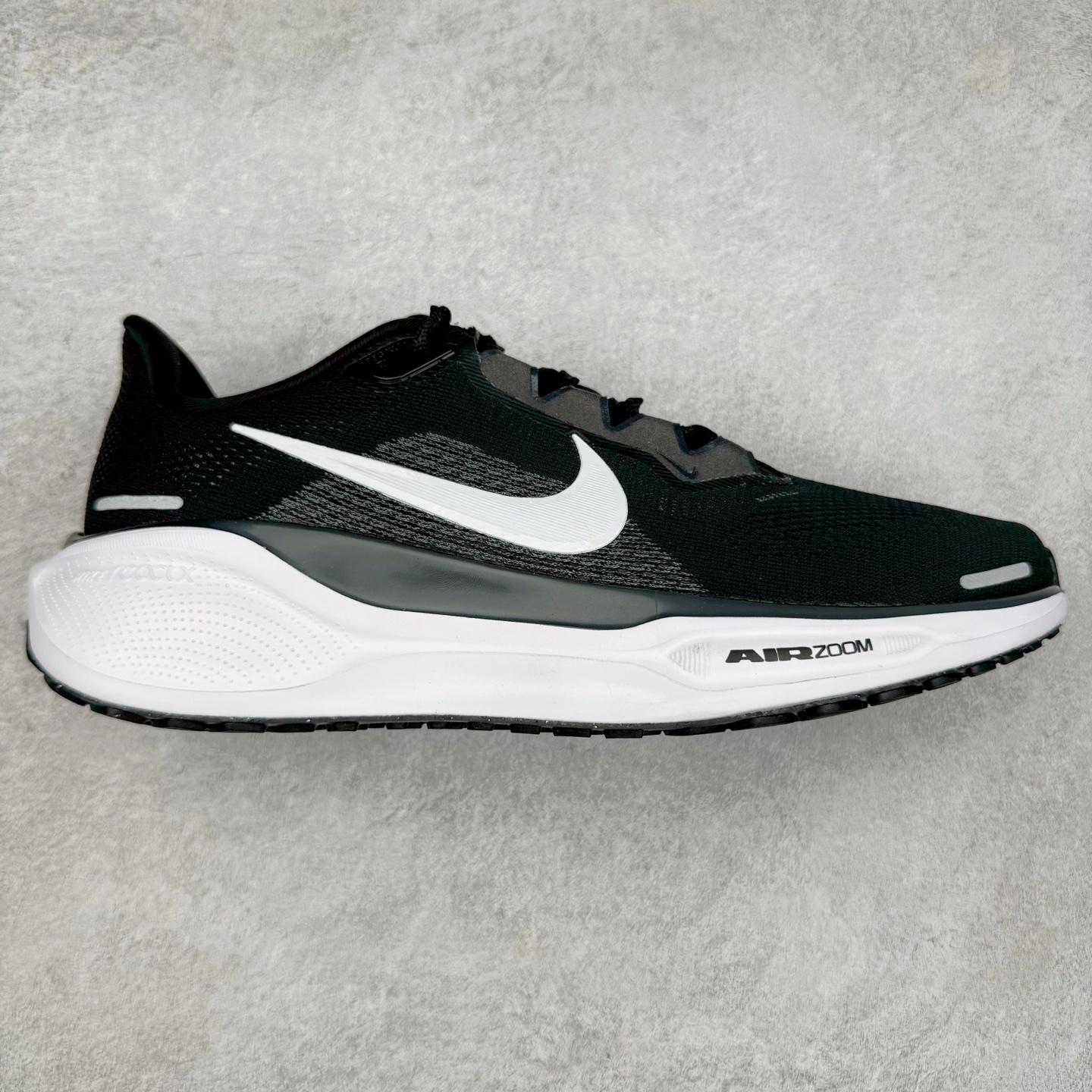 Nike Air Zoom Pegasus 41 飛馬系列