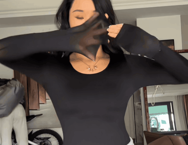 1699863734339.gif
