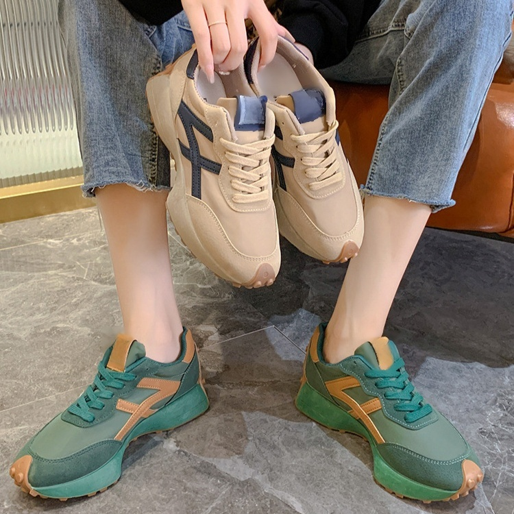Thick Soled Small Waist Casual Shoes