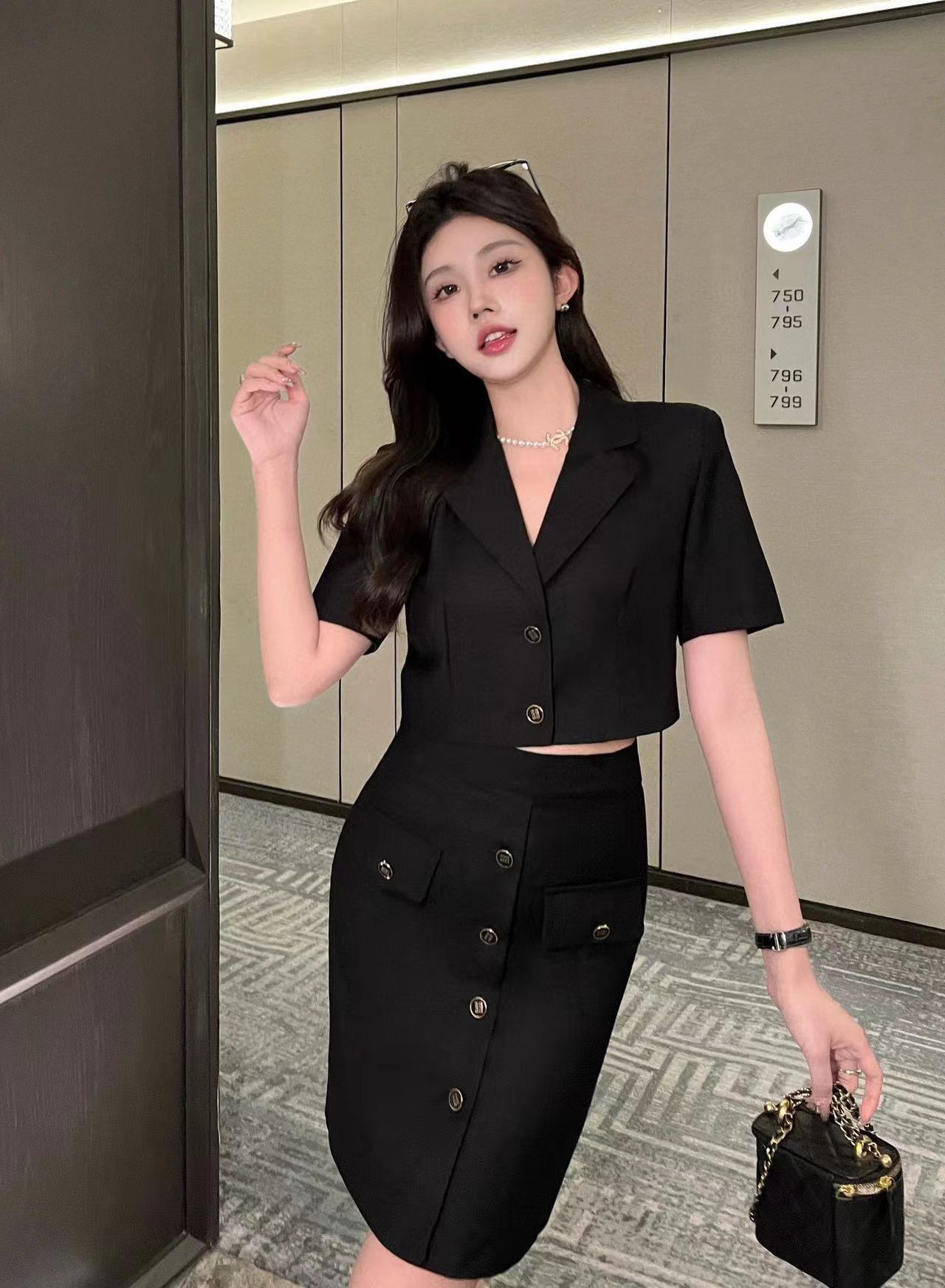 M1UM1U ジャケット+スカート 2点セット【 50％割引+送料無料】